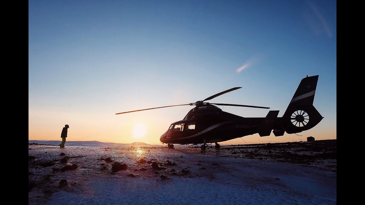 ICELAND VLOG: HELICOPTER RIDE OVER REYKJAVIK