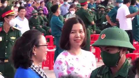 ngày đưa tuyển những người con em các xã của huyện giồng trôm bến tre quê hương đông khởi nhập ngủ