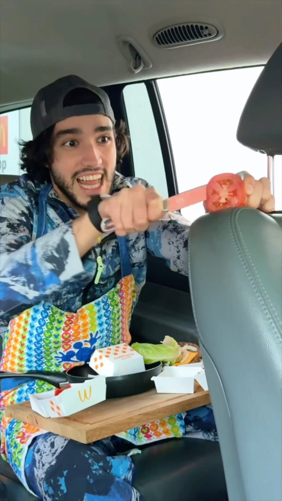 QUE ES MAS RAPIDO??COCINAR O UN DRIVE THRU?