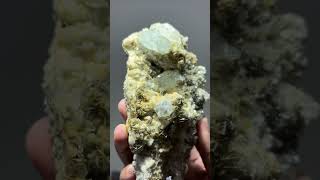 Video preview: Aquamarine with Mica — Xuebaoding, Sichuan · 15 cm, 462 g | Natural Mineral Specimen