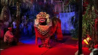 Tari Barong Bali IDA SESUHUNAN RATU GEDE MESOLAH CALONARANG Pura Penataran Dukuh Bitera Gianyar