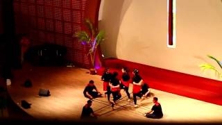 Amazing Tari Sahureka Maluku - Saureka Dancing Moluccas