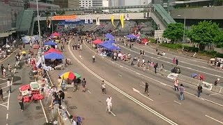 Hong Kongda Eylemciler Pes Etmiyor