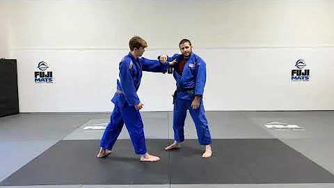 How To Deal With An Opponent Who Stiff Arms You! - Travis Stevens Basic Grip Fighting Techniques