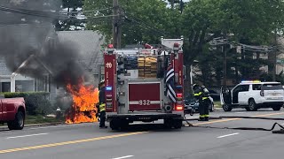 *EARLY ARRIVAL* Hicksville F.D. Working Car Fire!