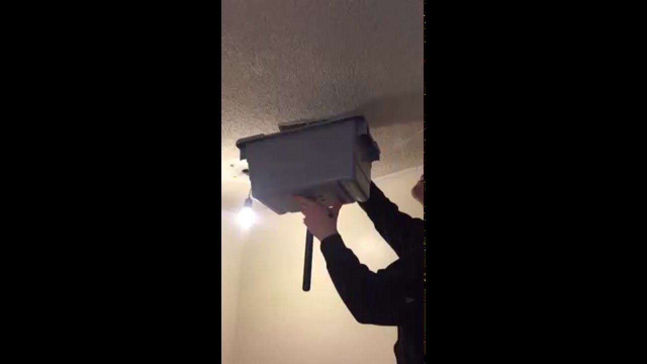 Removing Popcorn Ceiling Quick And Easy In Minutes W No Mess