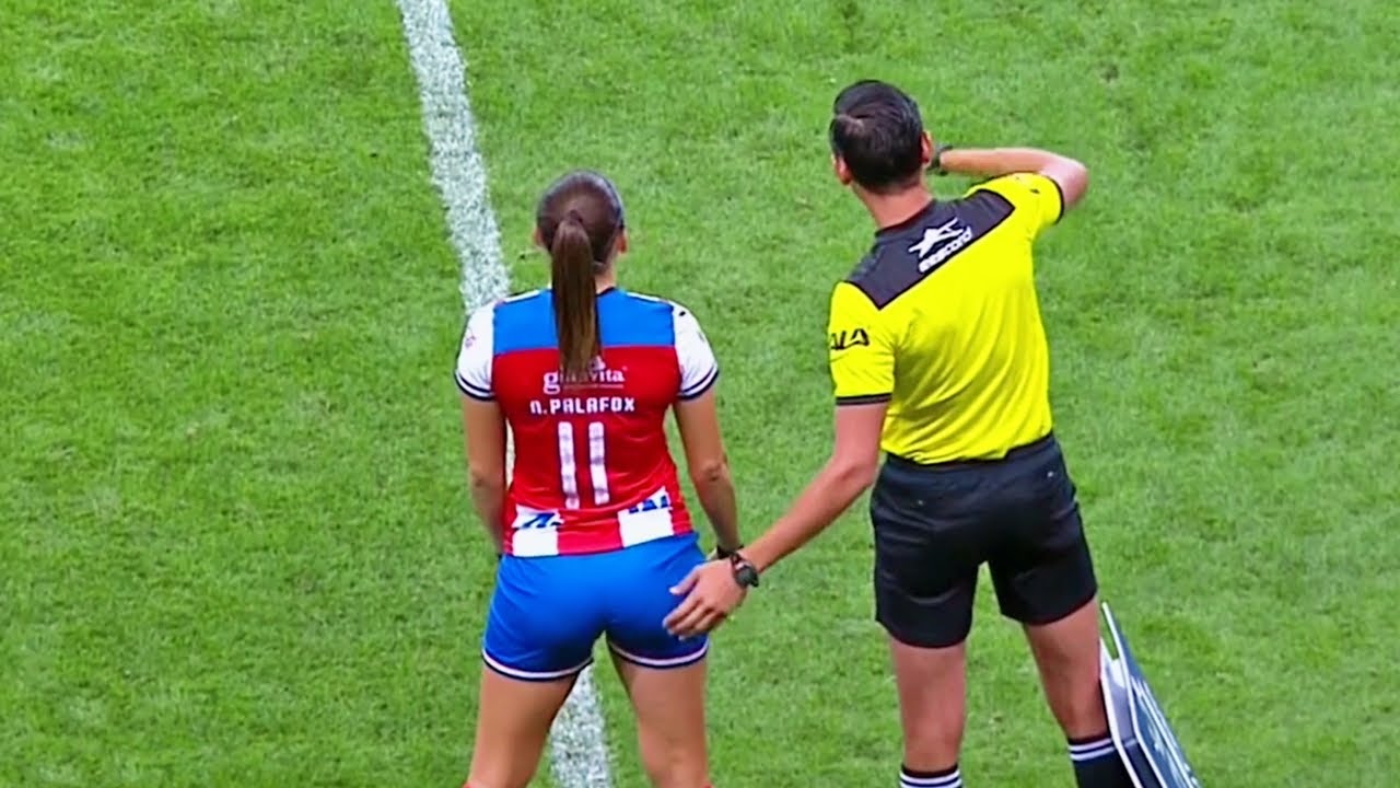 Funniest Moments in Women’s Football￼