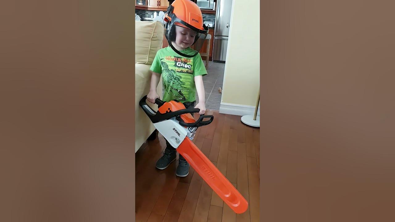 Chain saw sounds