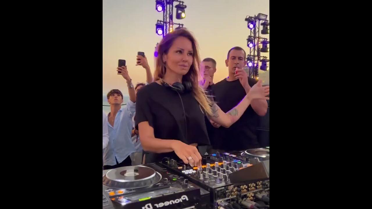 Children Deborah De Luca Live 🔥