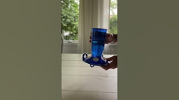 The KingsYard hummingbird feeder