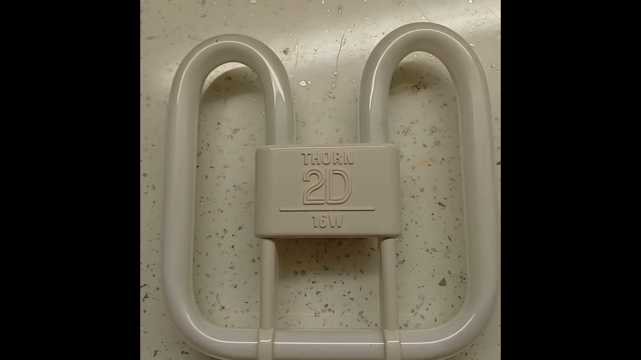 Thorn 2d 16w 2pin fluorescent lamp made in great Britain with a 4..65w  starter switched built in