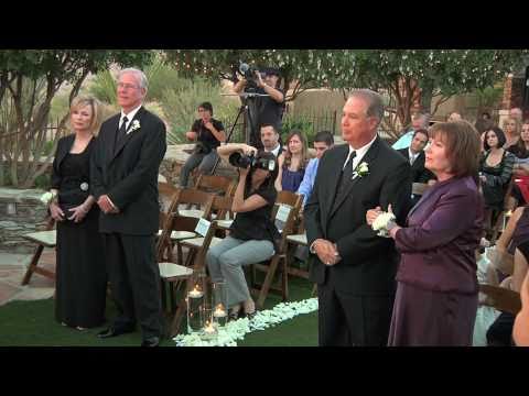 surprise-vow-renewal-for-parents-at-daughter