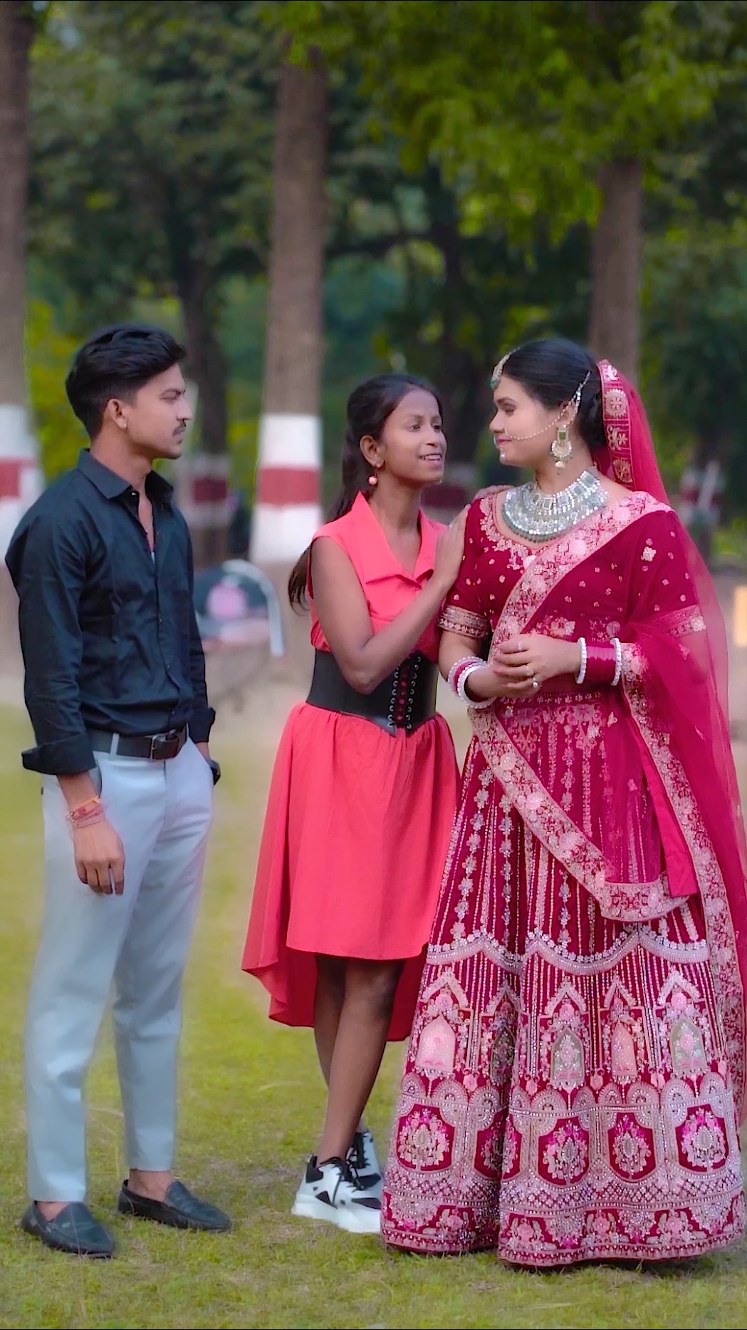 Du katha jamin do nhi to apni bahen do