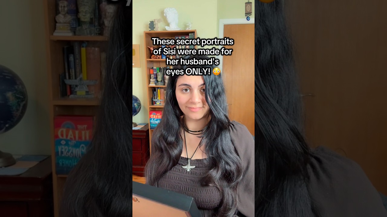 The secret portraits of Sisi! 