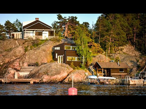 Sea Cottage on the Water ▶ Stockholm archipelago