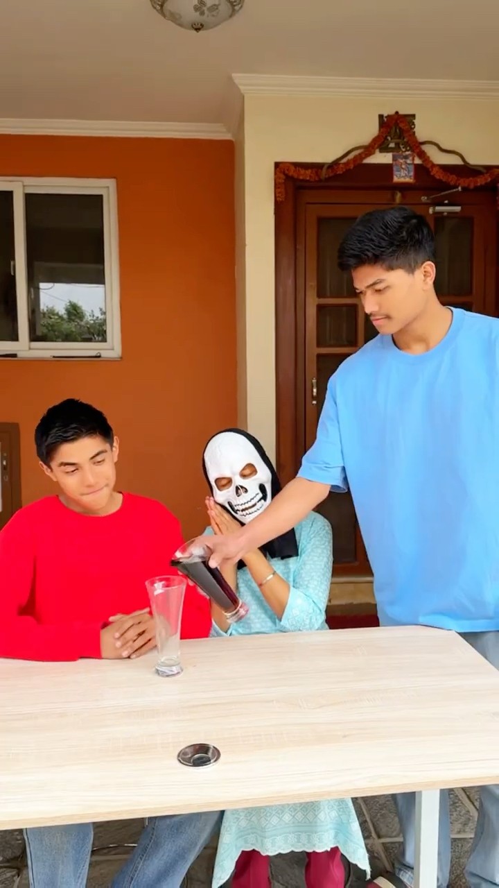 Who will claim the cold drink? | Mom \u0026 Son #comedy #viral #memes