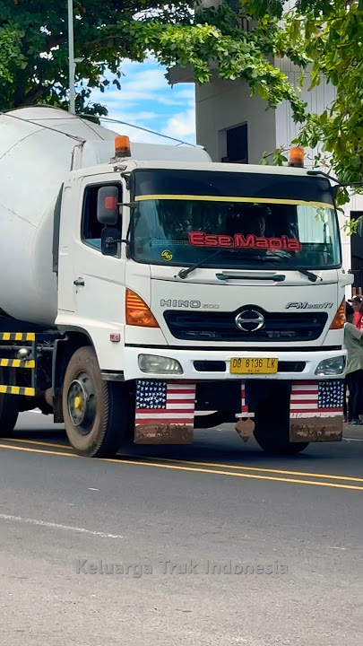Kumpulan Mobil Truk Mixer Mobil Truk Molen Allahul Kafi
