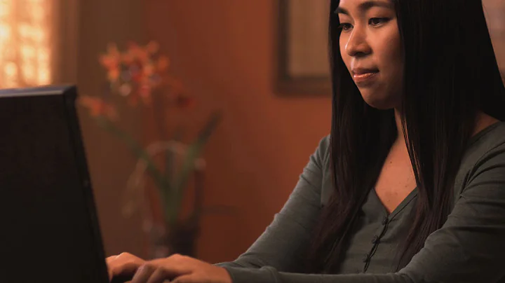 Sharing Electronic Health Records Online with Alls...