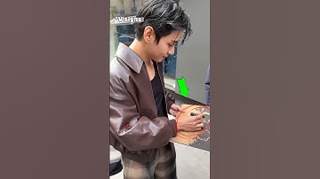 The pen used to sign Jennie