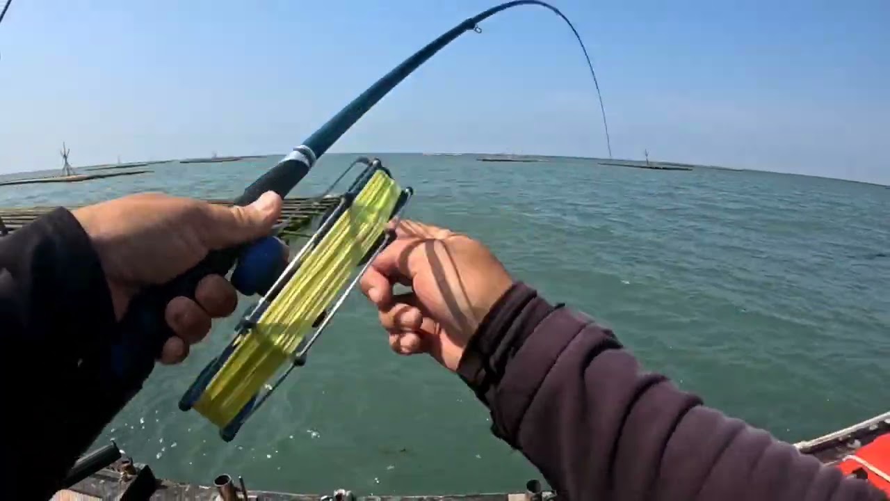 布袋外海釣魚 縮圖