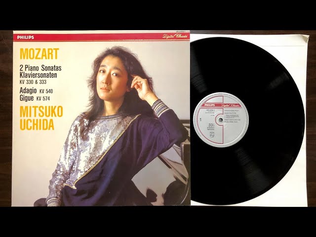 LP Record　内田光子　モーツァルト　ピアノ・ソナタ　第 10 番　ハ長調　　K 330