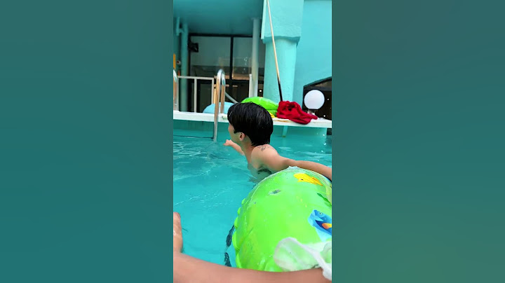 小丑不让天使游泳。#小丑 #天使 #超人不会飞 #shorts