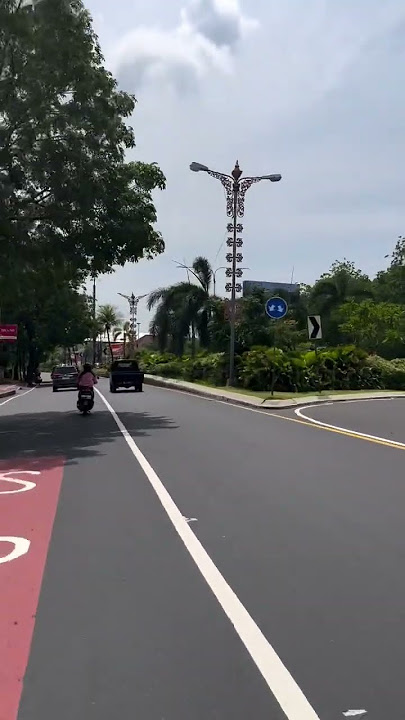 Panas panas gini enaknya kemana ya?