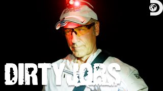 Mike Rowe Goes Scorpion Sweeping in Arizona | Dirty Jobs | Discovery