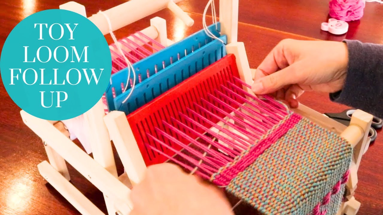 Toy loom warping and weaving 