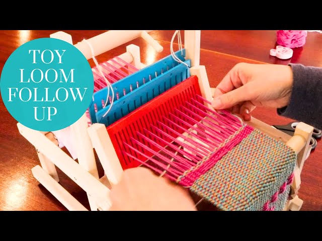 Toy loom warping and weaving 