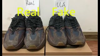Comparison Real VS Fake Adidas Yeezy Boost 700 