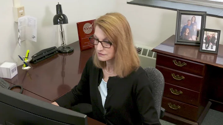 Joyce Dever - Women at Glenn: 60 Seconds for the 6...