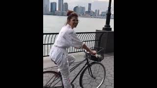 Marisa Tomei Bicycle Riding 2 in East River Park, New York | Youtube Shorts | #Shorts