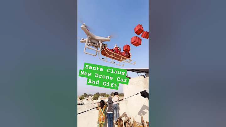 Santa Claus Drone gadi pr bcho ko gift dena ayya #dronewaly #aircraft #santaclaus #christmas