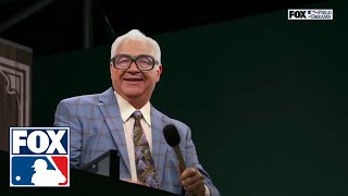 Harry Caray leads 'Field Of Dreams' crowd in rendition of 'Take Me Out To The Ballgame' | MLB on FOX