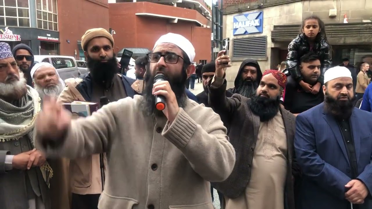 Ml Abdul Haleem- The Lady of Heaven Islamophobic Racist Movie (Vue Cinema Leeds)