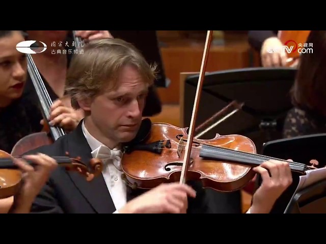 Brahms - Symphonie n°2: 3e mvt  : Staatskapelle Berlin / D.Barenboim