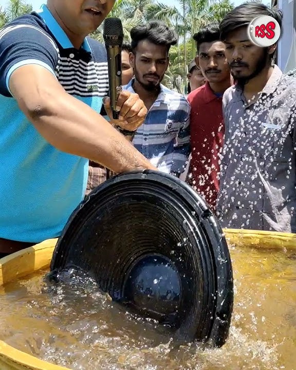 ALS पुरा स्पीकर पानी में डूबा दिया, Waterproof Speaker 🔊🌌 #shorts #Youtubeshorts #viral