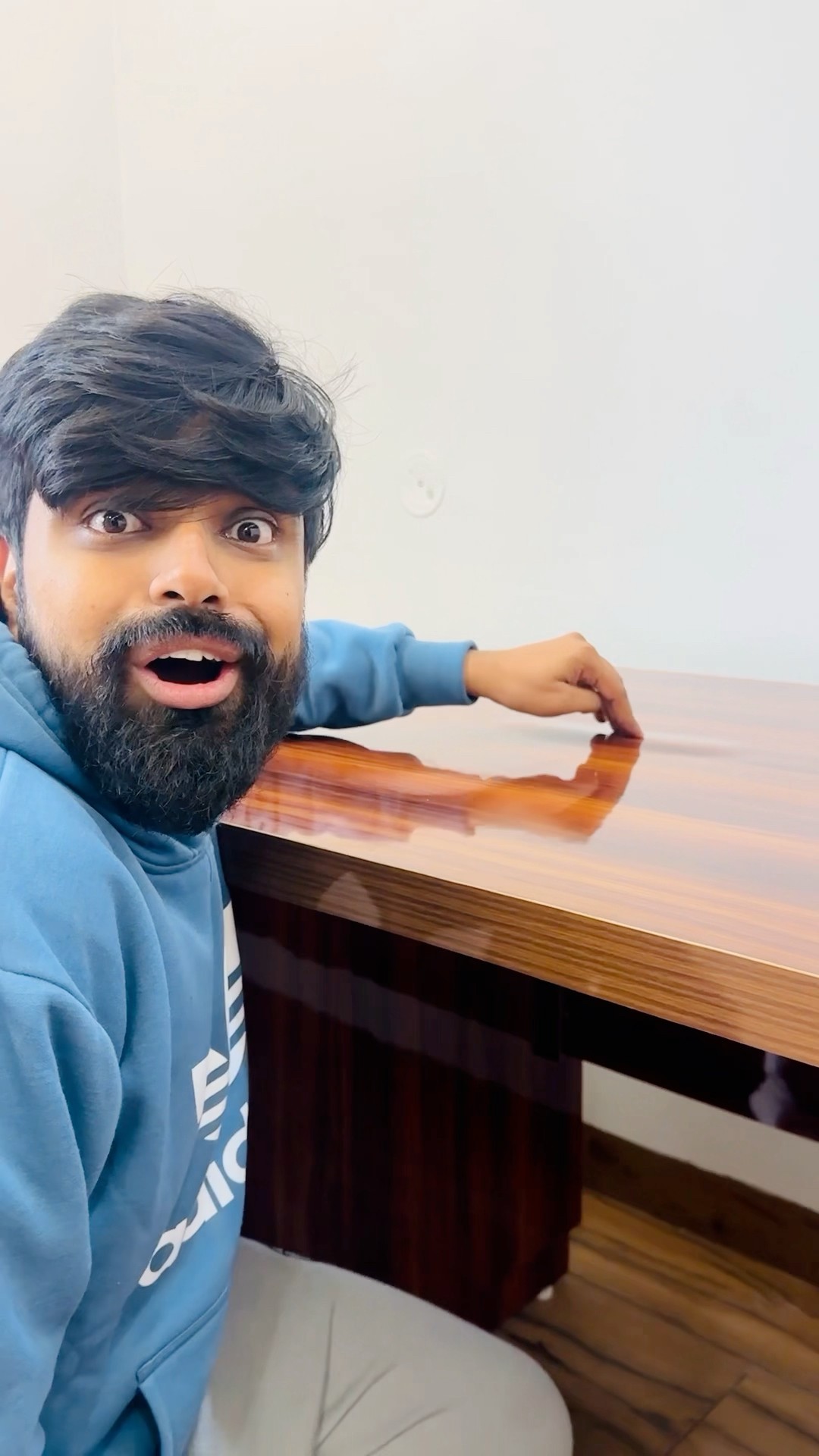 New Gaming Table mai Air Bubble Nikla ? #shorts #dushyantkukreja
