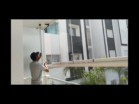 فيديو: سوف يتعلم ROTO FRANK مع AD Russia كيفية تغيير المساحة المحيطة به بمساعدة تركيبات النوافذ