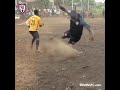 Ona Huyu Mchezaji Alivyo Vunjwa Nyonga Kwa Kupiga Chenga Huta Amini 