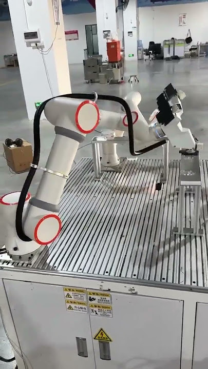 Smart Loading&unloading Cobot solution with 3 suction-cup end effector #automatedsolutions #robot