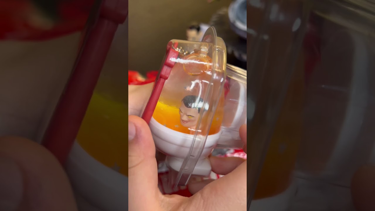 Opening this SKIBIDI TOILET surprise bag from 5below. 