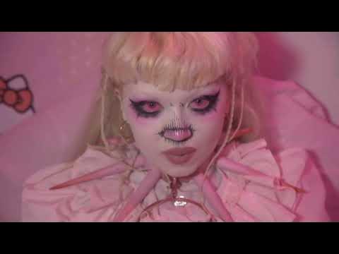 Jazmín Bean-Hello Kitty reverse (Official video) - YouTube