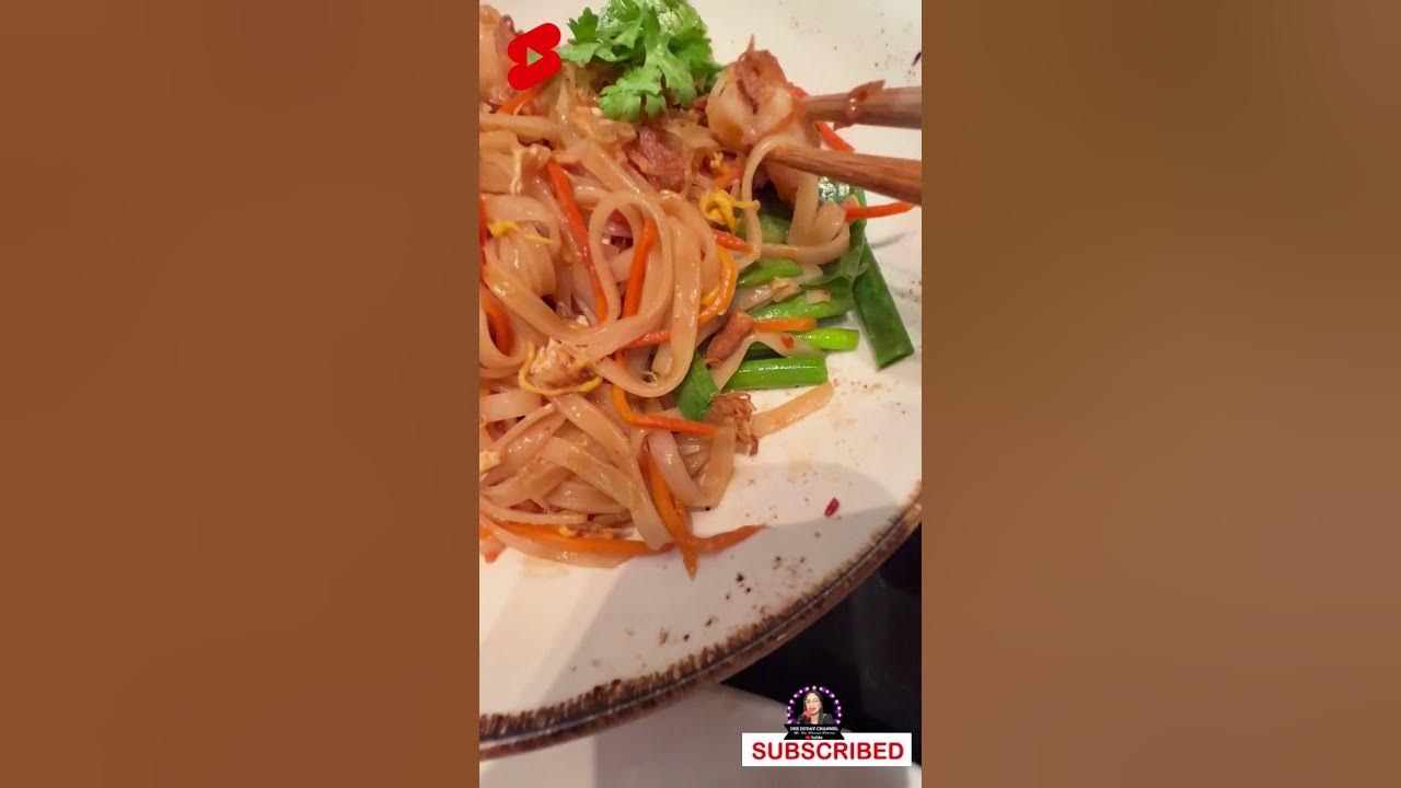 p-f-chang-s-pad-thai-noodles-pf-changs-shorts-foodie-yummy