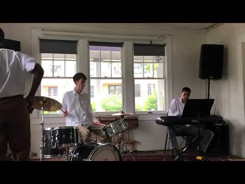 Abbey Aces LIVE! - Freddie Freeloader