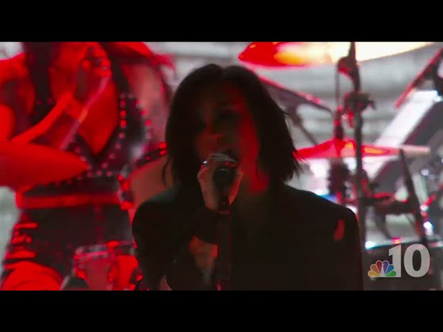Demi Lovato - Skin Of My Teeth Live at WAWA Welcome America Festival in Philadelphia 2023 class=