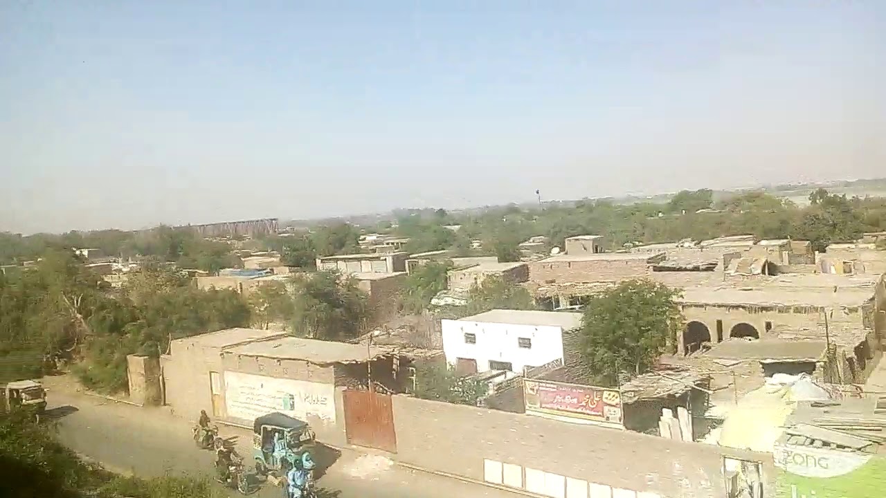 16 Down Karachi Express cross Indus River