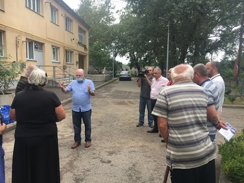 აფხაზეთის უმაღლესი საბჭოს წევრები იმერეთის რეგიონში მცხოვრებ დევნილებს ეწვივნენ