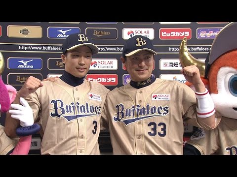 【プロ野球パ】9号HRの安達、先制打を放った縞田のヒーローインタビュー 2015/07/20 Bs-L